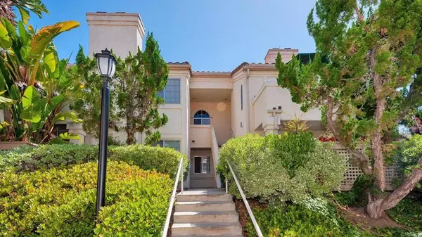 Vista, CA 92081,750 Breeze Hill Road #104