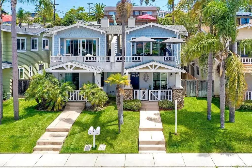 Encinitas, CA 92024,717 S Vulcan Avenue