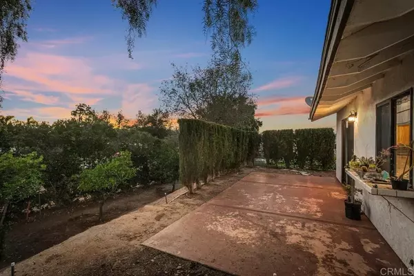 Fallbrook, CA 92028,186 Del Sureno