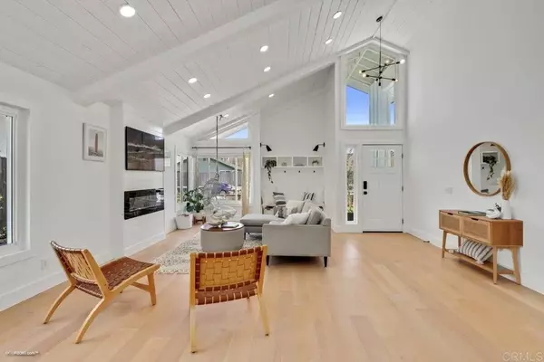 Encinitas, CA 92024,1514 Traveld Way