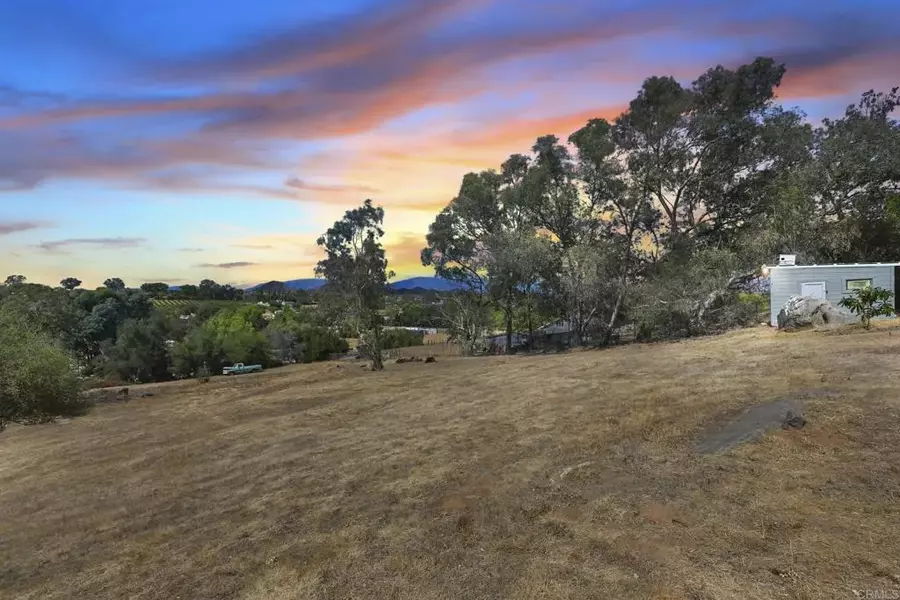 28905 Olive LN, Valley Center, CA 92082