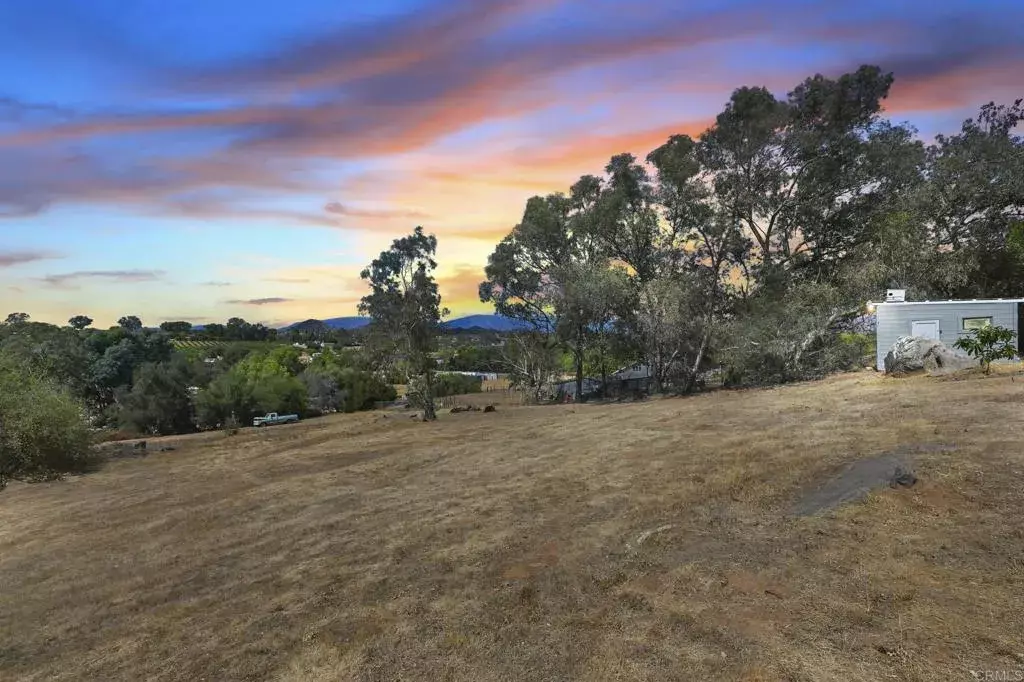 Valley Center, CA 92082,28905 Olive LN