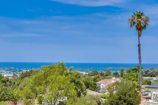 2500 Torrey Pines St #501, La Jolla, CA 92037