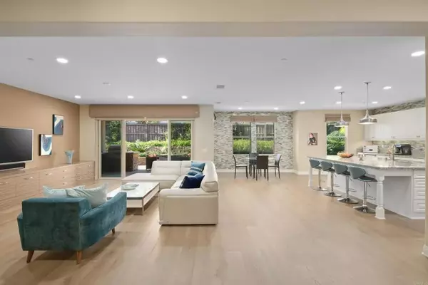 Encinitas, CA 92024,698 Normandy