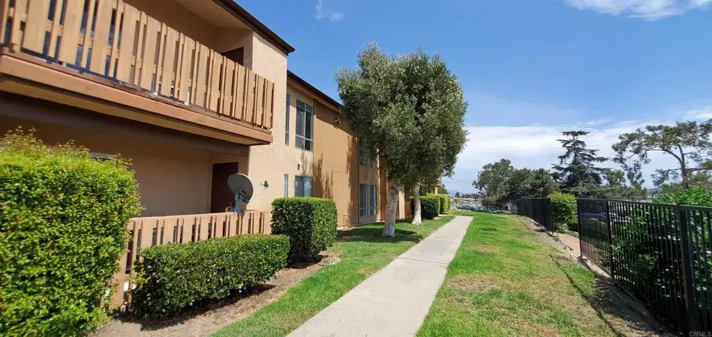 1051 Rock Springs Road #206, Escondido, CA 92026