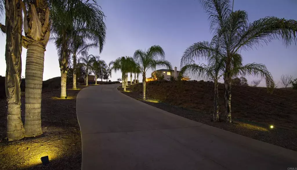 23110 Stokes Road, Ramona, CA 92065