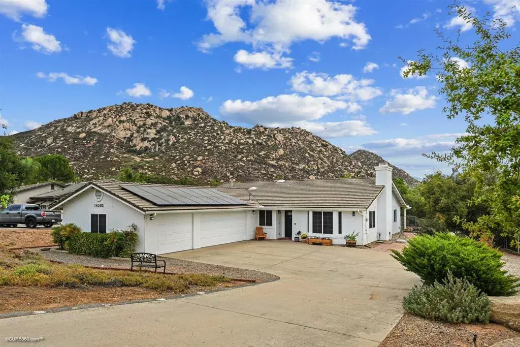 Ramona, CA 92065,16503 Dartolo Rd