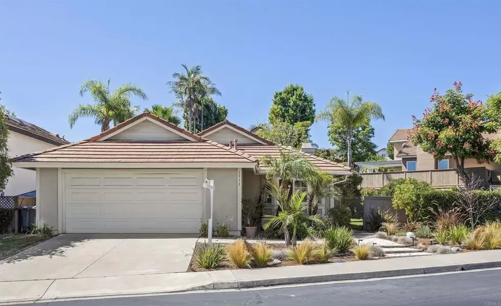 1913 ROSEWOOD ST, Vista, CA 92081