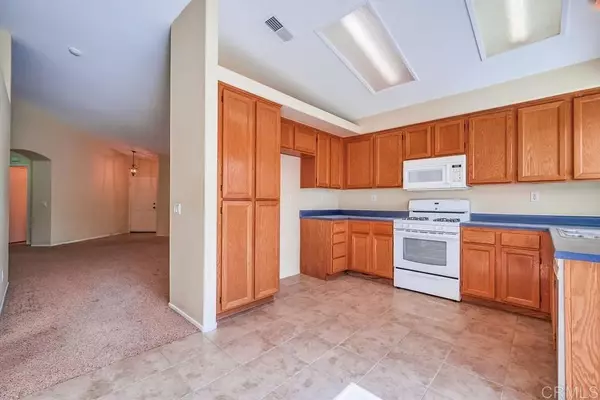 686 Laxford Road, San Jacinto, CA 92583