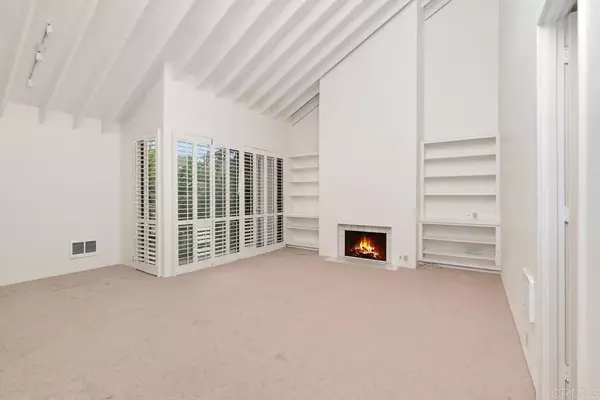 303 COAST BLVD #17, La Jolla, CA 92037