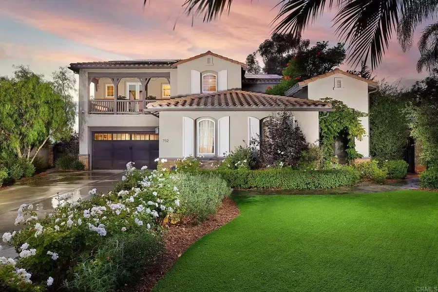 752 W Bluff Drive, Encinitas, CA 92024