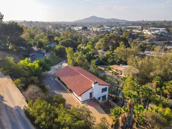 La Mesa, CA 91941,9903 Shadow Road