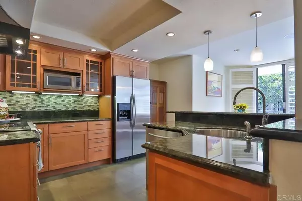 190 Del Mar Shores Terrace #80, Solana Beach, CA 92075
