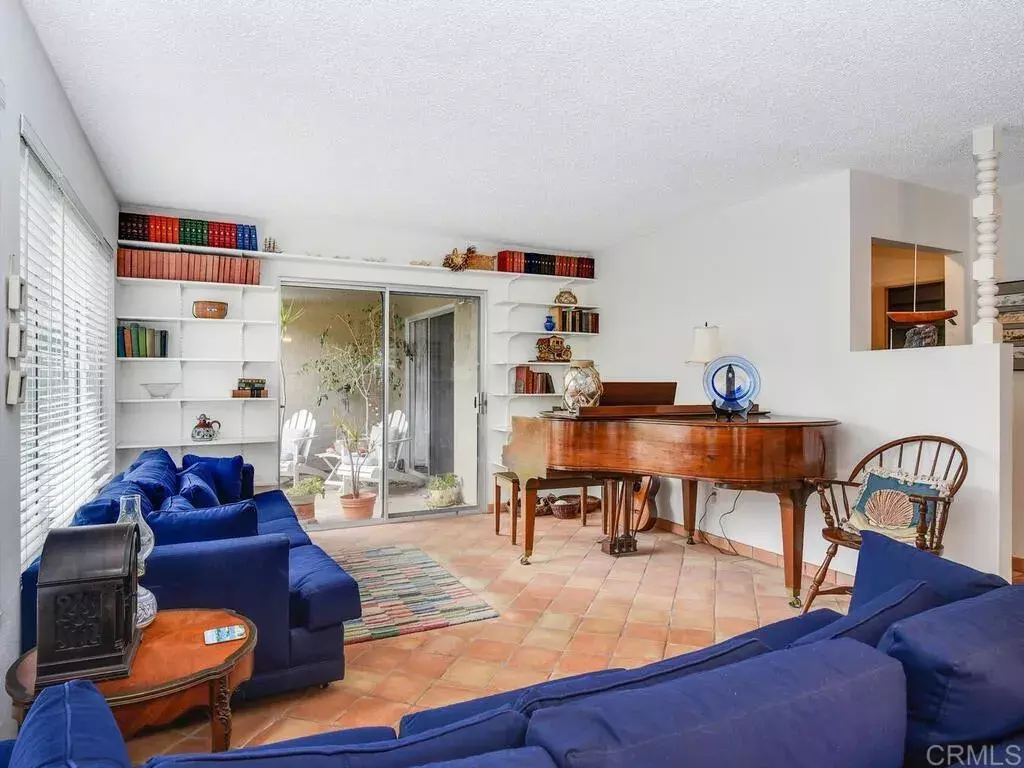 Solana Beach, CA 92075,930 Via Mil Cumbres #177