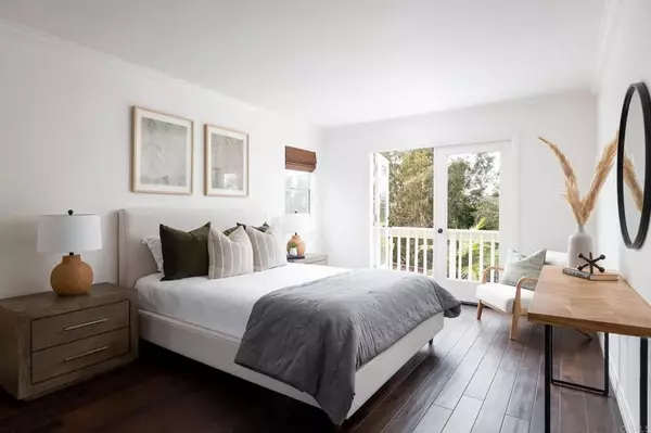 Encinitas, CA 92024,521 Gardena Court