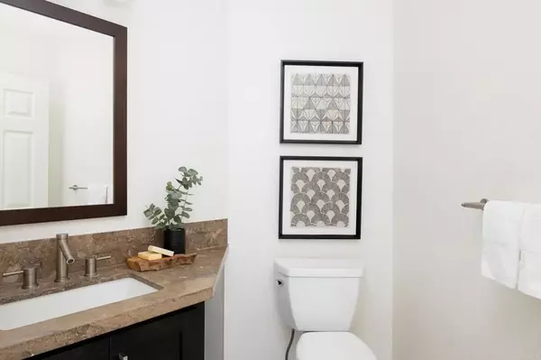 Encinitas, CA 92024,521 Gardena Court