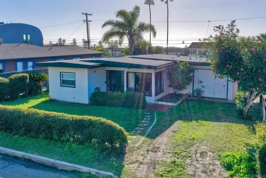 2048 Manchester Avenue, Cardiff By The Sea, CA 92007