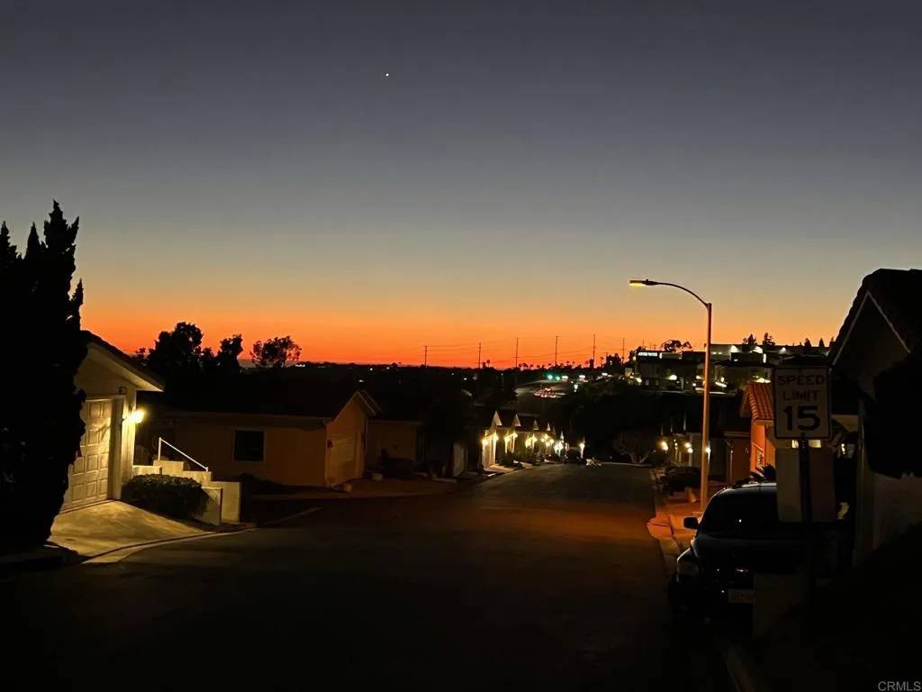 San Marcos, CA 92078,2010 W San Marcos Boulevard #50