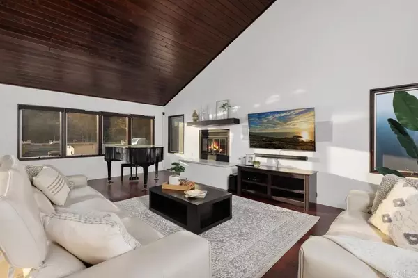 Rancho Santa Fe, CA 92091,15954 Avenida Calma