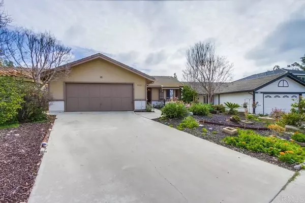 Vista, CA 92081,1235 Longfellow