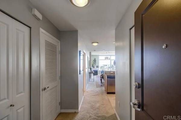 San Diego, CA 92103,475 Redwood #1101