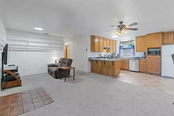 Julian, CA 92036,2012 Prospect PL