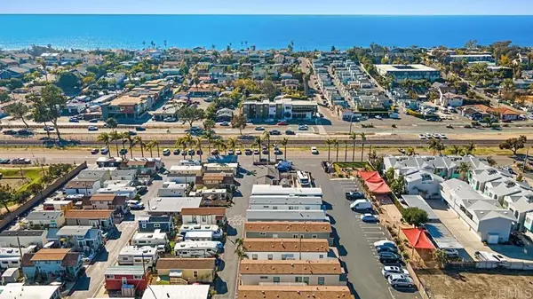 Encinitas, CA 92024,1549 N Vulcan #SPC 74