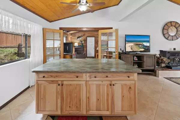 Pine Valley, CA 91962,7743 Paseo Al Monte