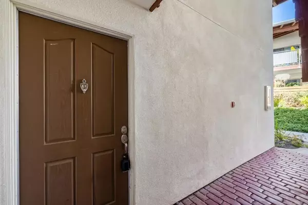 Encinitas, CA 92024,1780 S El Camino Real #102