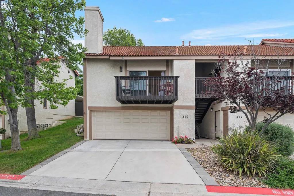319 Windy Lane, Vista, CA 92083