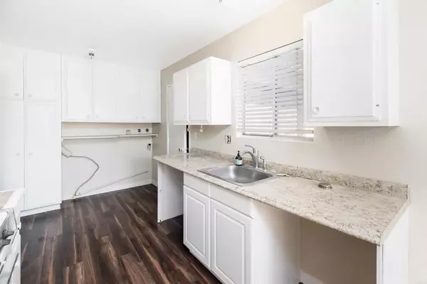 Oceanside, CA 92056,3258 Pearl Lane