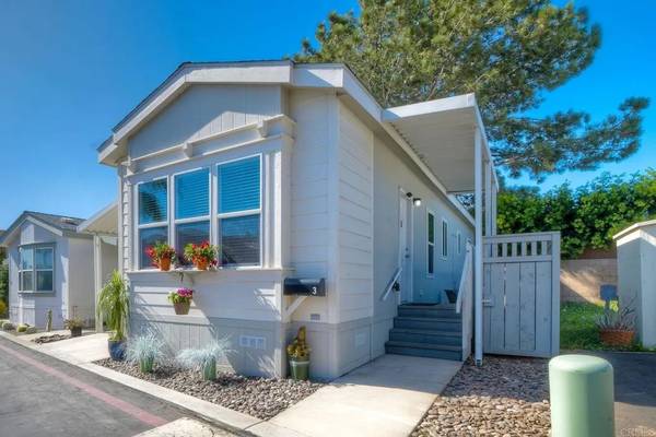 699 N Vulcan #3, Encinitas, CA 92024