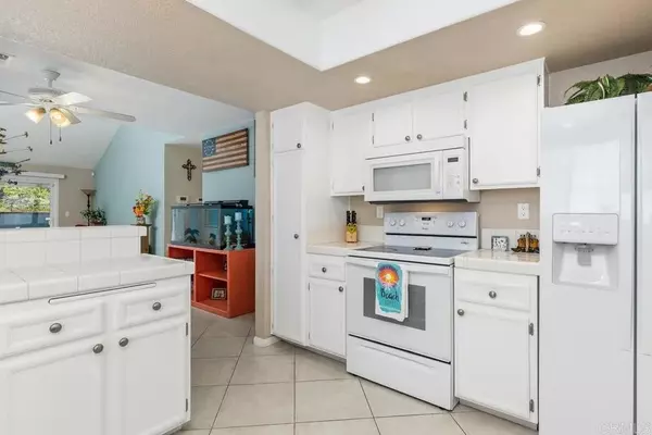 Oceanside, CA 92056,4259 Esperanza Way