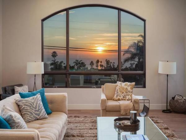 Cardiff By The Sea, CA 92007,2160 Oxford Ave