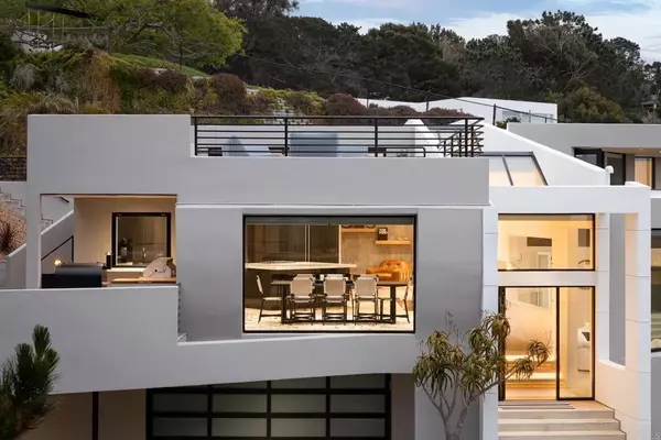 373 Luzon Avenue, Del Mar, CA 92014