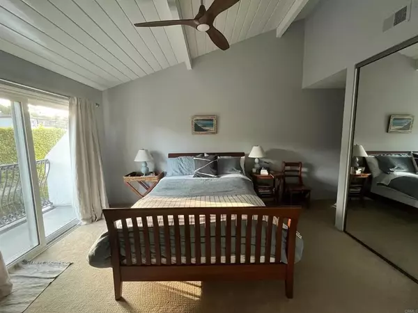 Solana Beach, CA 92075,663 S Cedros