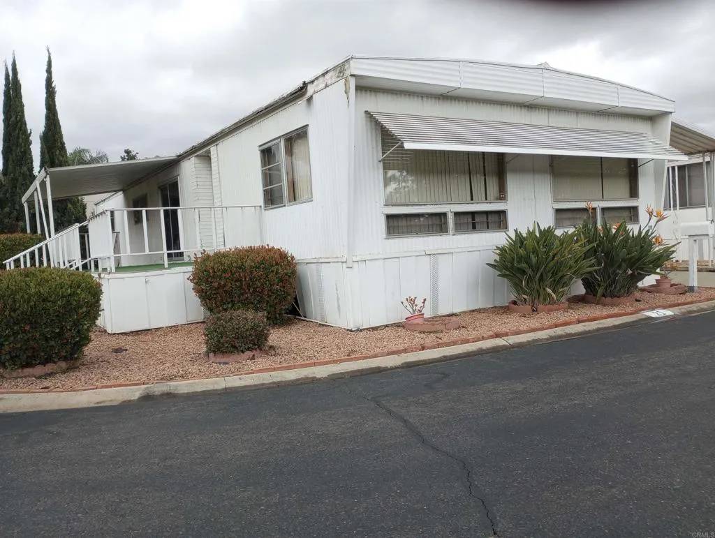 525 W El Norte Pkwy Spc 21, Escondido, CA 92026