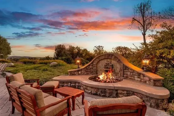 Fallbrook, CA 92028,27 Shady Hill Lane