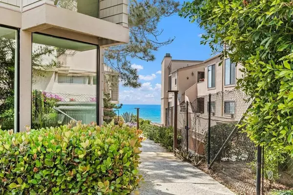 Solana Beach, CA 92075,675 S Sierra #14