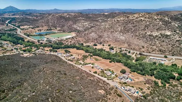 Ramona, CA 92065,Tombill