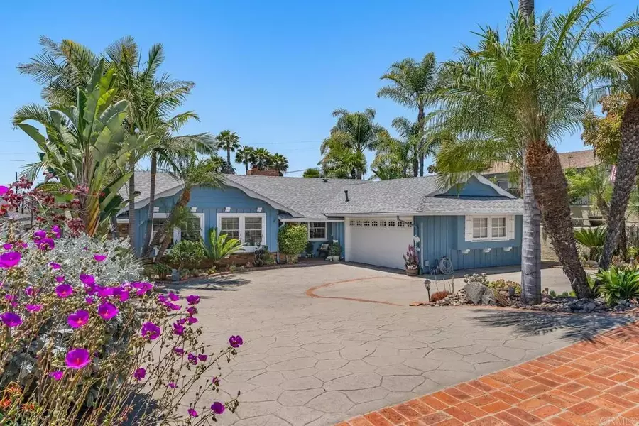 1045 Emelita Street, Fallbrook, CA 92028