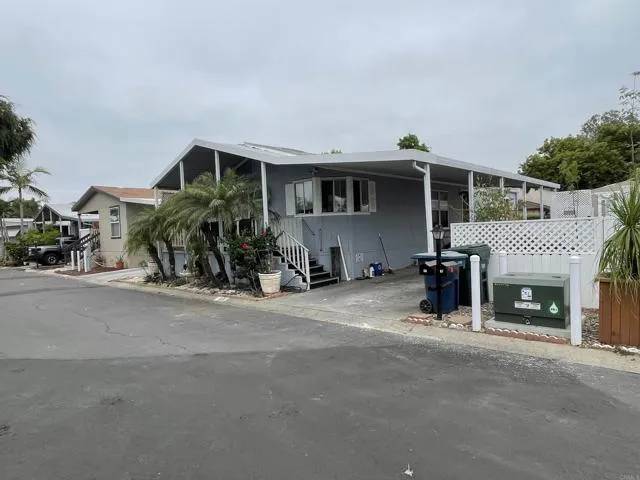 2700 E Valley #SPC 68, Escondido, CA 92027