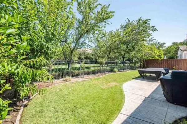 Valley Center, CA 92082,27053 Saint Andrews Lane