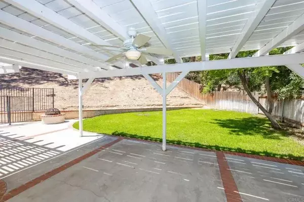 Castaic, CA 91384,29105 Highplains Court