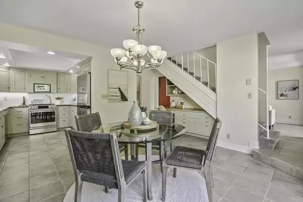 Solana Beach, CA 92075,764 S. Sierra Avenue