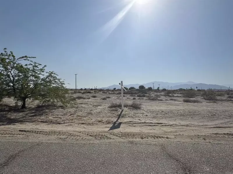 2715 Sea Garden, Thermal, CA 92274