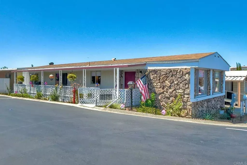 Vista, CA 92084,1010 E Bobier #170