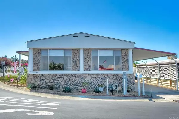 Vista, CA 92084,1010 E Bobier #170
