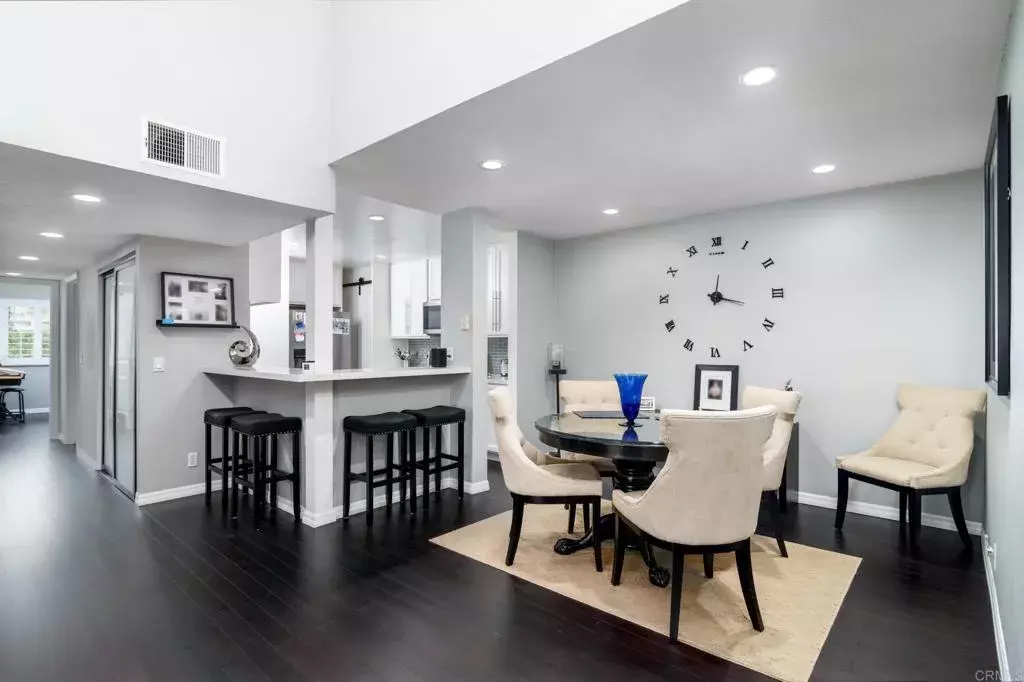 Carlsbad, CA 92009,2639 Pirineos Way #232