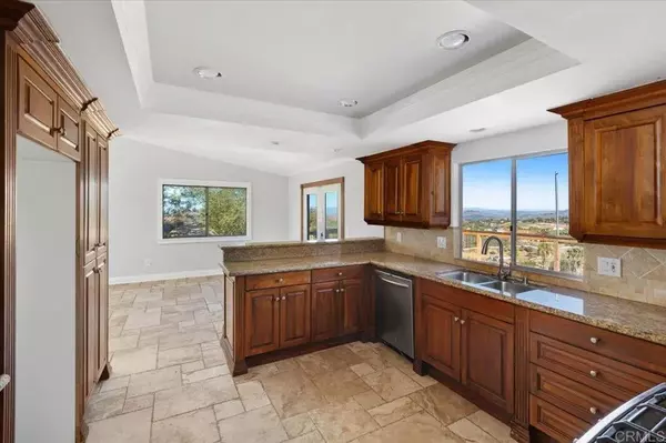 Valley Center, CA 92082,29756 Red Mountain Drive